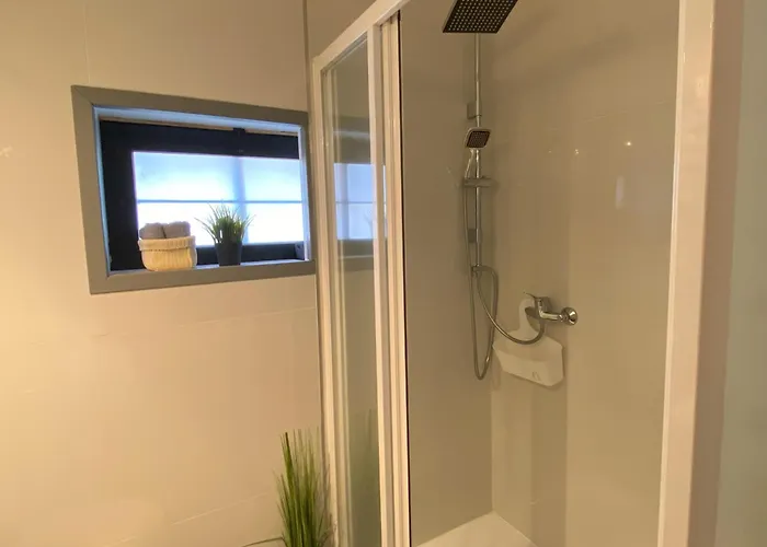 Amur Vendeghaz 2 Gárdony